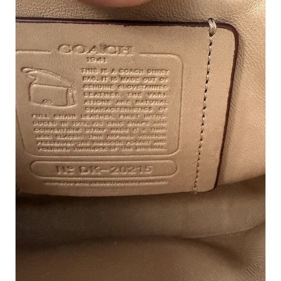 COACH Dinky Genuine Beige Leather Crossbody Bag DK-20215 Kiss Lock Purse NICE - Picture 8 of 16
